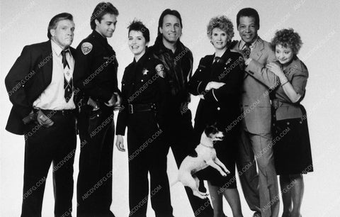John Ritter and cast of Hooperman 10942-19