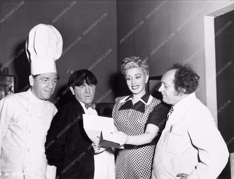 Three Stooges short subject photo Moe Larry Shemp 1098-09