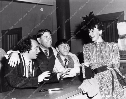 Three Stooges short subject photo Moe Larry Shemp 1098-12