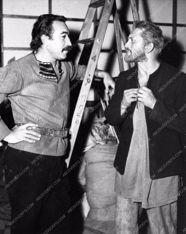 candid photo Anthony Quinn Kirk Douglas Lust for Life behind the scenes MGM 1098-19