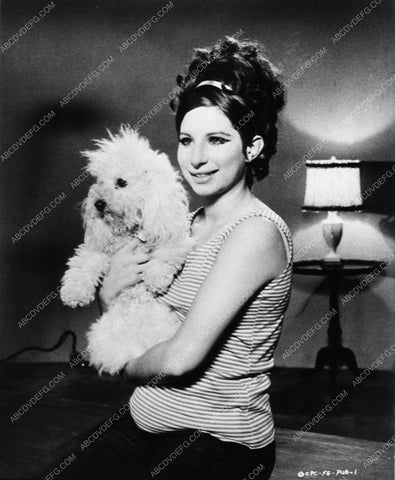 Barbra Streisand and her dog 1104-34