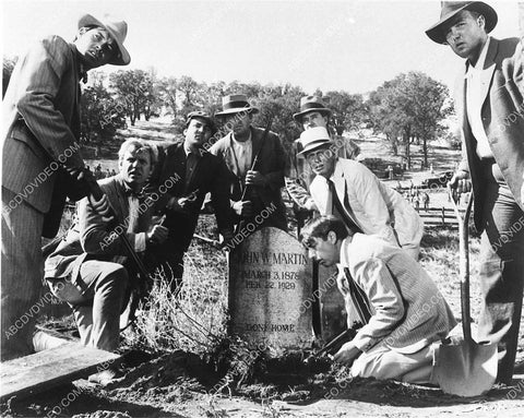 Richard Widmark and cast film The Moonshine War 1106-01