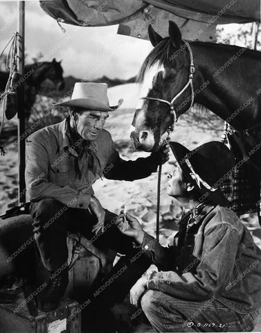 Randolph Scott western film The Walking Hills 11312-33