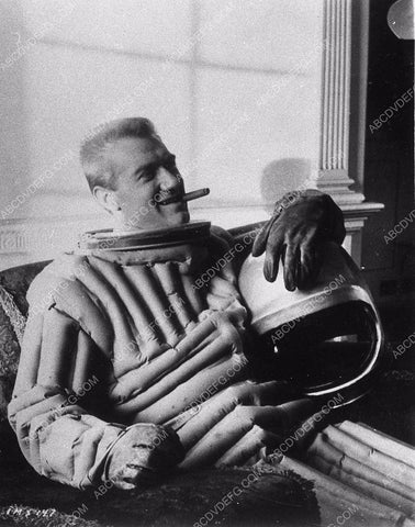 candid Bill Edwards w a cigar on set sci-fi film First Man Into Space 11361-15