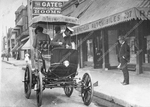 historic Los Angeles 1901 Waverly Electric Car btwn Spring & Broadway on 5th 1141-05