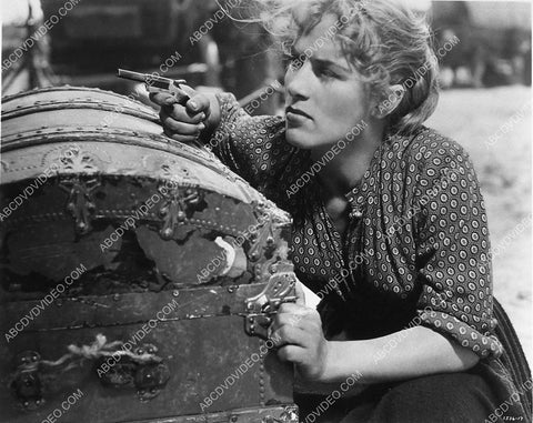 Corinne Calvet and her tiny pistol film Westward the Women 1141-14