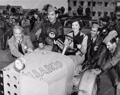 candid Victor Fleming Myrna Loy Clark Gable behind scenes Test Pilot 1161-21