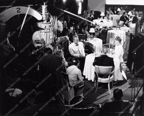 behind the scenes MGM film Esther Williams Van Johnson 1161-33
