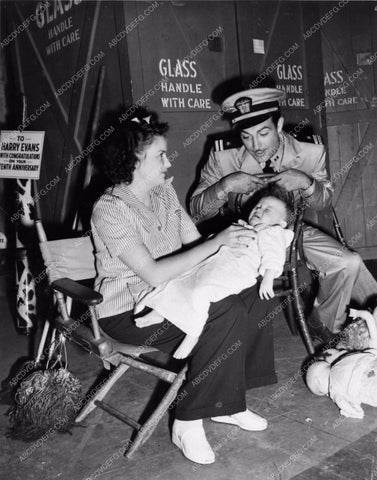 candid Robert Taylor and kids on set Stand By for Action 1197-24