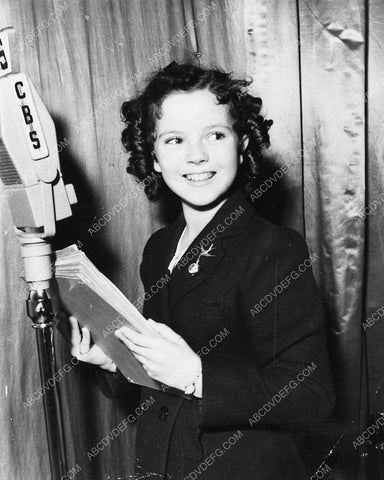 Shirley Temple does CBS radio broadcast 1209-06