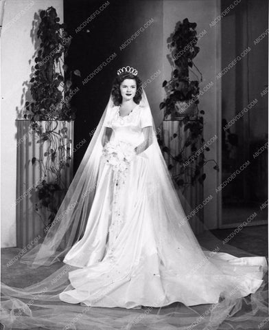 Shirley Temple Wedding gown portrait 1211-04