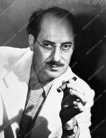 great portrait Groucho Marx and his cigar 1213-14