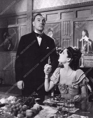 John Clements June Duprez film The Four Feathers 1248-12