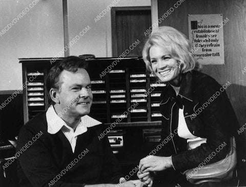great candid Bob Crane Angie Dickinson 12592-19