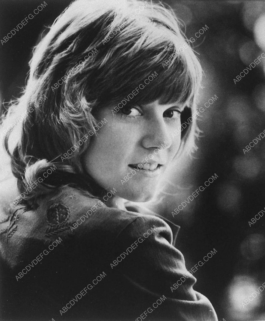 music singer Anne Murray portrait 12737-12 – ABCDVDVIDEO