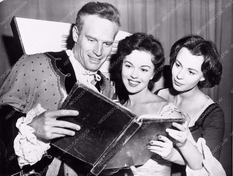 candid shot Charlton Heston Shirley Temple Claire Bloom 1312-09