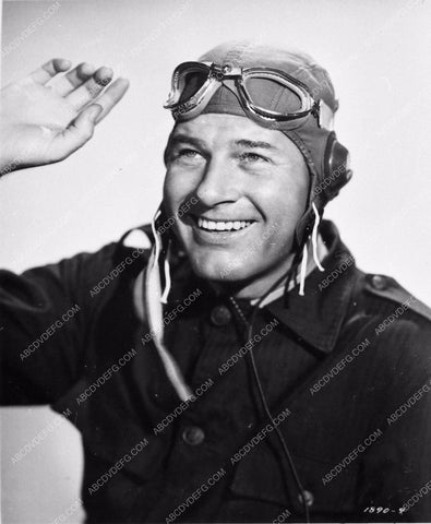 Richard Arlen waving in his cool aviator outfit photo 1324-01