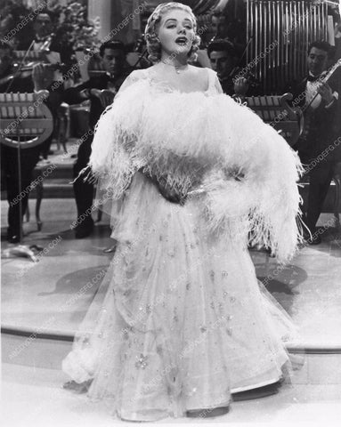 beautiful full length shot of Alice Faye from Alexander's Ragtime Band 1324-03