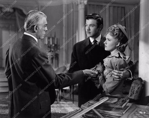 Boris Karloff Turhan Bey Susanna Foster film The Climax 1333-11