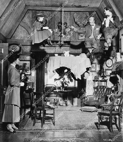 Julie Andrews Dick Van Dyke film Mary Poppins 1337-41