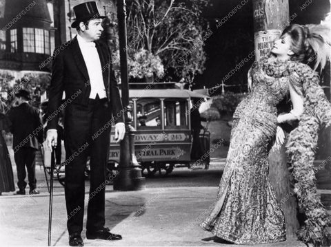 Barbra Streisand Walter Matthau Hello Dolly 1354-28