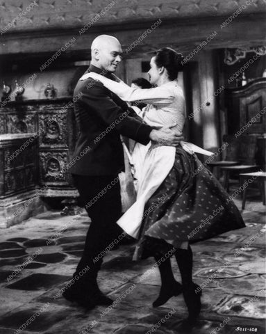 Yul Brynner dancing sequence film The Journey 1376-01