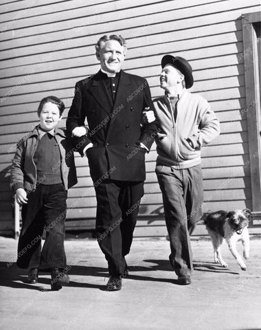 Spencer Tracy Mickey Rooney Bobs Watson and dog from Boystown 1425-01