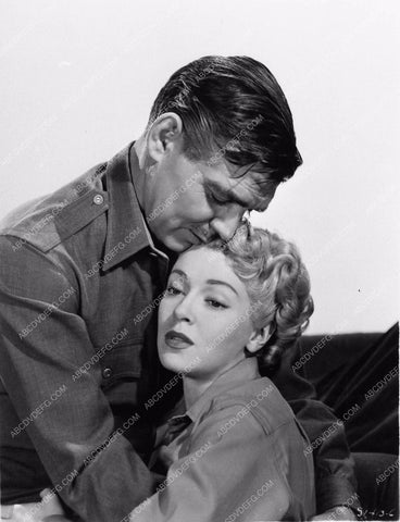 Lana Turner Clark Gable embrace from Homecoming 1444-03 – ABCDVDVIDEO