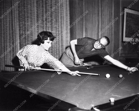 Gina Lollobrigida director John Sturges shooting pool film Never So Few 1483-27