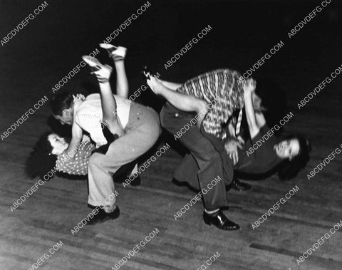 American dance some kids doing the Jitterbug 1499-34