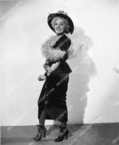 Alice Faye film Alexander's Ragtime Band 1525-26