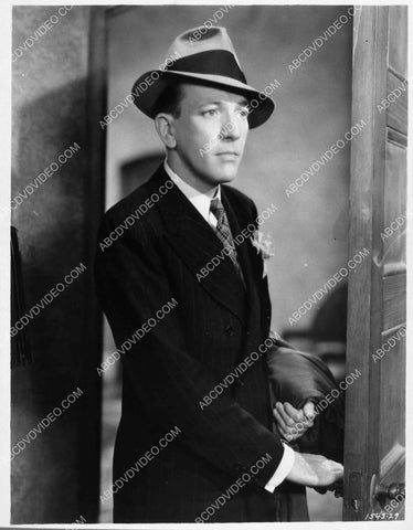 Ryan O'Neal William Holden in the bath film The Wild Rovers 1535-34
