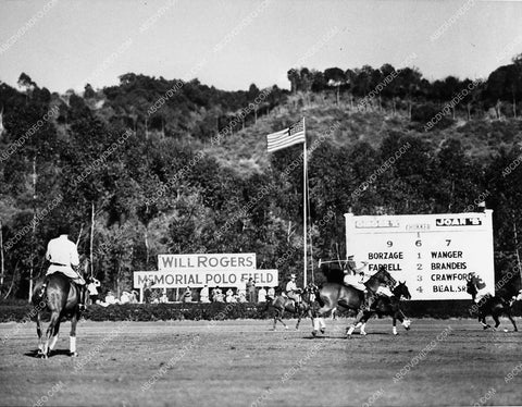 Frank Borzage and others play on Will Rogers Memorial Polo Field 1564-04