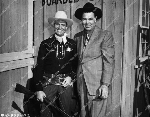 Gene Autry gets a visit from boxing legend Jack Dempsey 1578-16