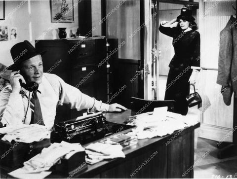 Wayne Morris Janis Paige film The House Across the Street 1580-19