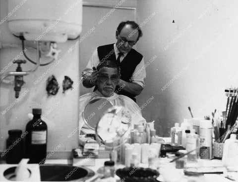 Boris Karloff in the makeup chair horror film Sorcerers 1624-21