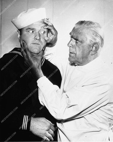 Red Skelton gets exam by Dr Boris Karloff 1645a-14