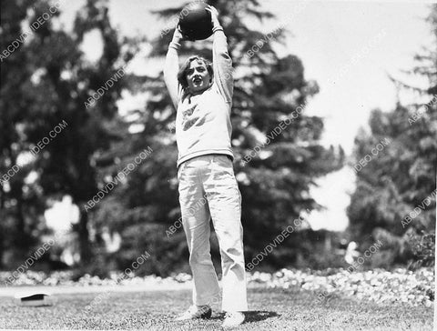 candid Marion Davies does some exercises with the ball outdoors 1660-11