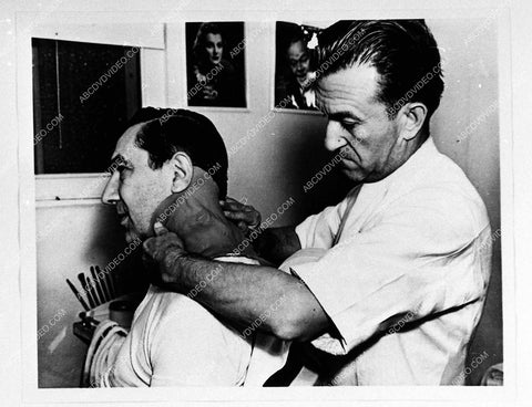 Jack Pierce applies Igor makeup to Bela Lugosi film Son of Frankenstein 1705-01
