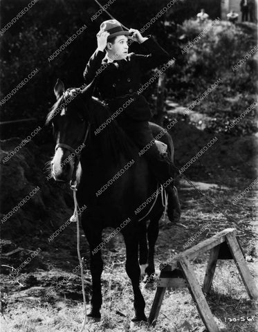 Harry Langdon silent film Heart Trouble 1705-21