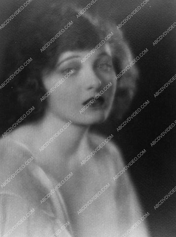 Corinne Griffith portrait 1721-05