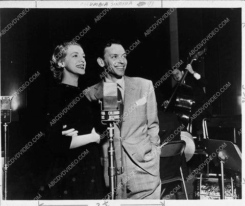 Frank Sinatra Michele Morgan film Higher and Higher 1728-06
