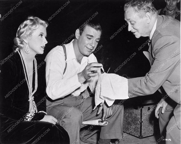 Ilona Massey Lon Chaney Jr. behind scenes Frankenstein Meets the Wolfm ...