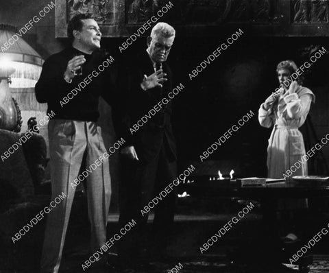 Boris Karloff and cast film Frankenstein 1970 1750-07