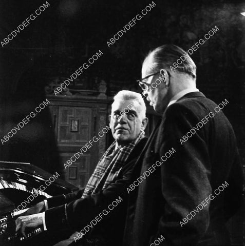 Boris Karloff and cast film Frankenstein 1970 1750-27