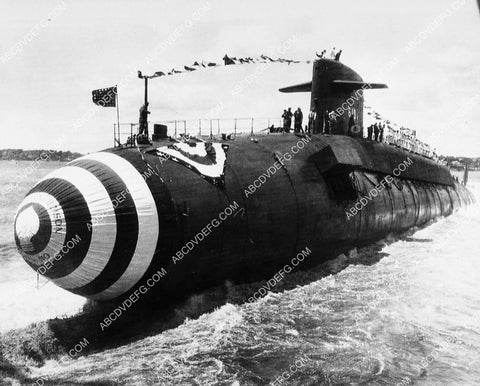 nautical news photo launching of submarine USS Thomas Edison 1827-15