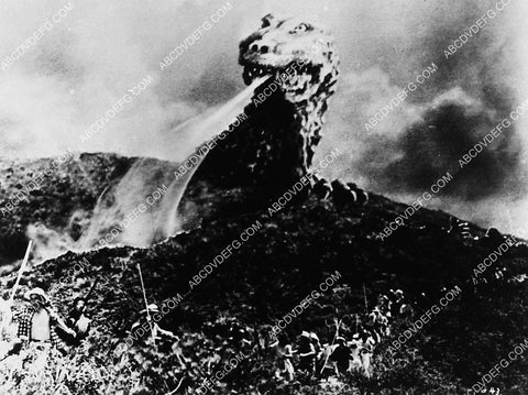 classic sci-fi horror film Godzilla 1899-11