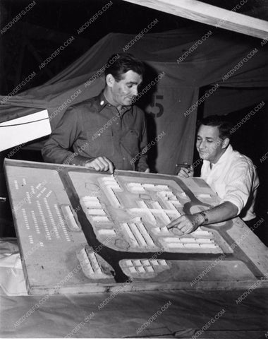 geat candid Clark Gable and director Mervyn LeRoy behind the Scenes Homecoming 1910-01