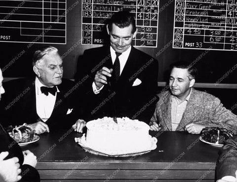 great candid photo Frank Morgan Clark Gable Mervyn LeRoy birthday cake 1910-07