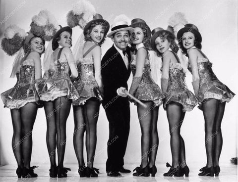 Clark Gable w sexy chorus girls from Idiots Delight 1910-27